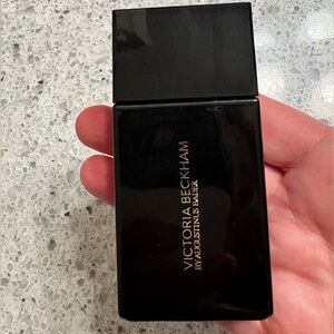 Victoria Beckham by Augustinus Bader Foundation light